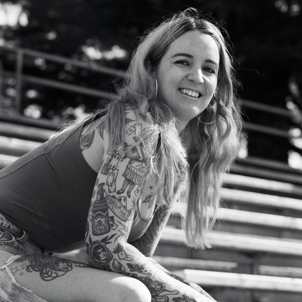 Meet your Posher - Picture 12 of 13